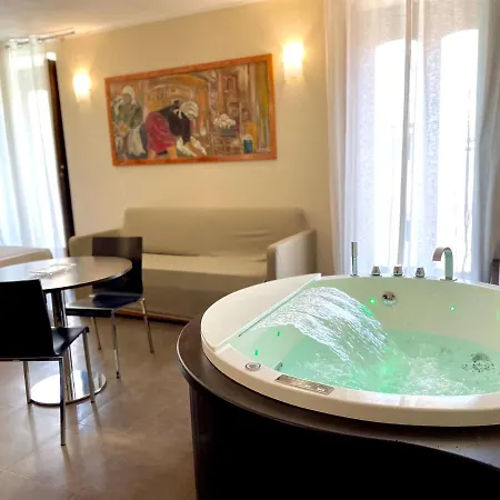 Residenza Il Barone Bed & Breakfast 4*