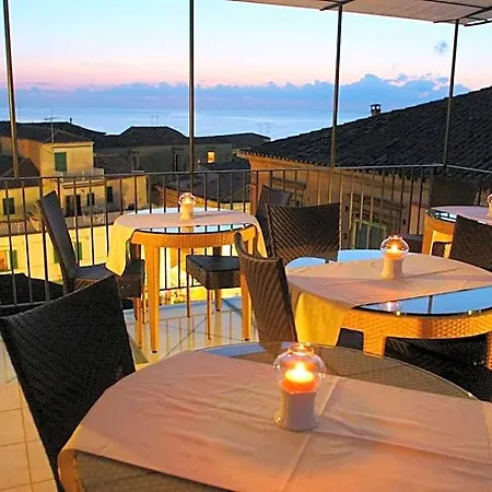 Residenza Il Barone Bed & Breakfast 4*