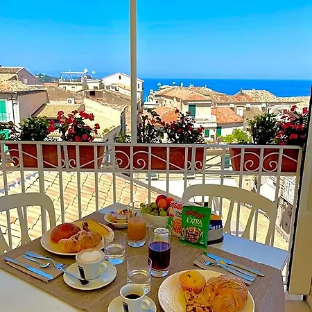 Bed & Breakfast Residenza Il Barone Tropea